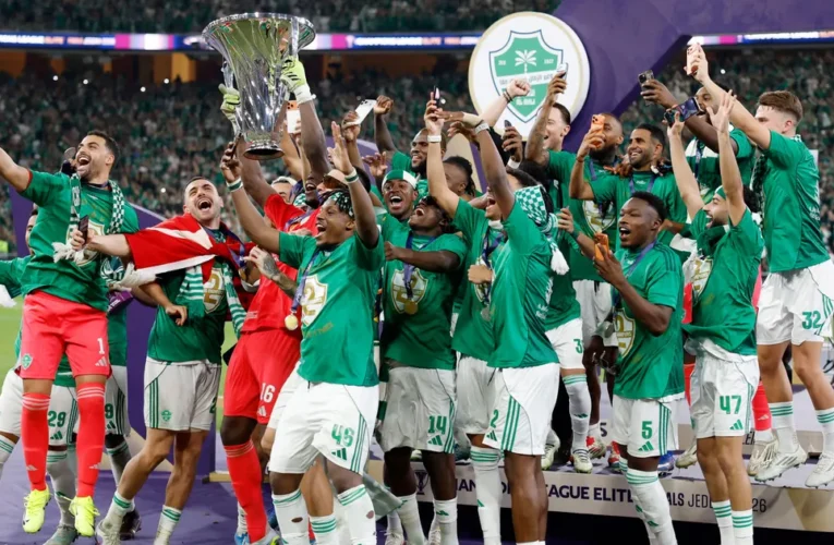 الأهلي السعودي يتوج بدوري أبطال آسيا للنخبة بعد الفوز على ماتشيدا زيلفيا