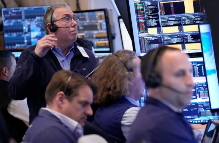 سيولة قياسية وأرباح قوية تدفع الأسهم الأميركية إلى قمم تاريخية
