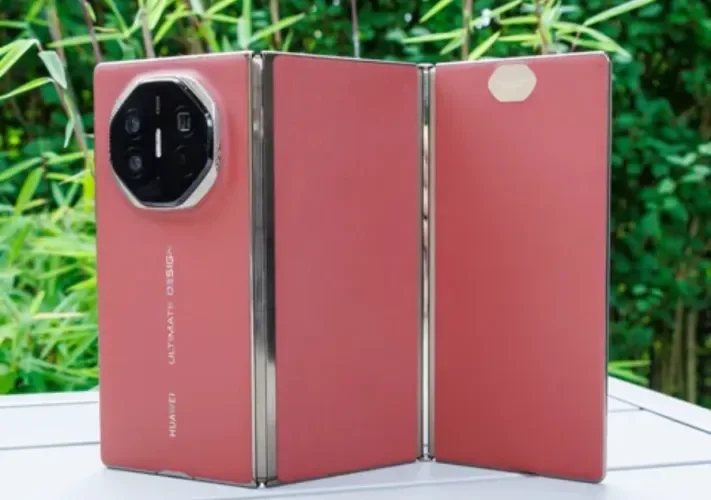 تسريبات: Huawei Mate XT 2 سيأتي بتصميم جديد ومعالج أقوى