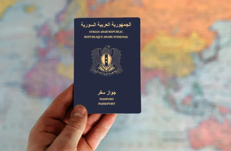 عودة جماعية للاجئين السوريين بعد تغير السلطة… وأعداد محدودة من ألمانيا