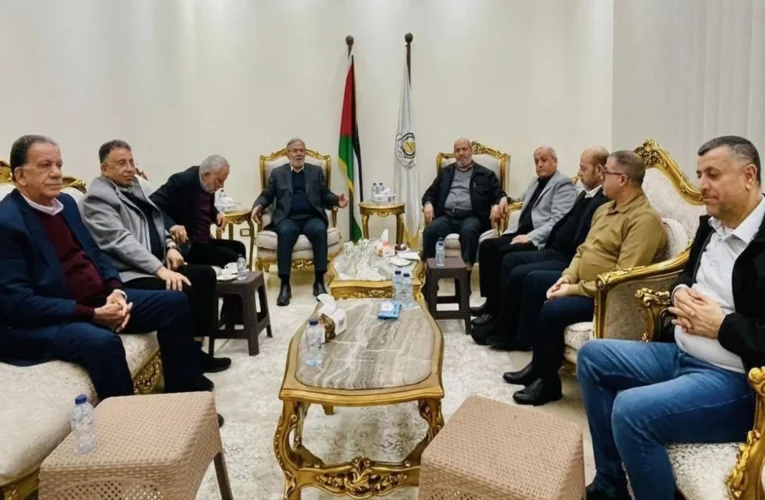 الفصائل الفلسطينية توافق على مقترح وساطة لدفع اتفاق غزة إلى الأمام