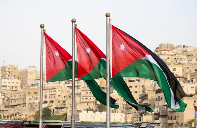 الأردن يوقف مشاركين في اجتماع لـ”الإخوان” بالعقبة ويؤكد حظر أنشطتها