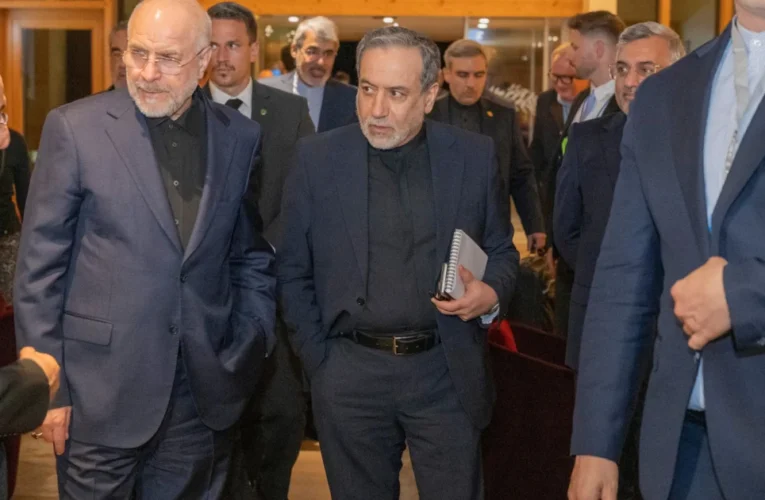 التلفزيون الإيراني يوقف بث مقابلة قاليباف.. ورسائل حادة بشأن هرمز والنفط والمفاوضات