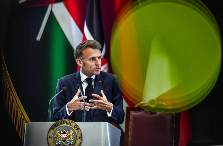 ماكرون: فرنسا وعُمان تعملان مع الشركاء لضمان حرية الملاحة في مضيق هرمز