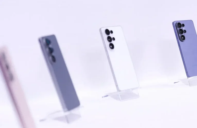 تسريبات: Galaxy S27 Pro وUltra قد يحصلان على أكبر ترقية للكاميرا الأمامية منذ سنوات