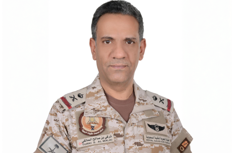 التحالف يؤكد اتخاذ إجراءات لحماية السفن في باب المندب ويتوعد بالرد على التهديدات الحوثية