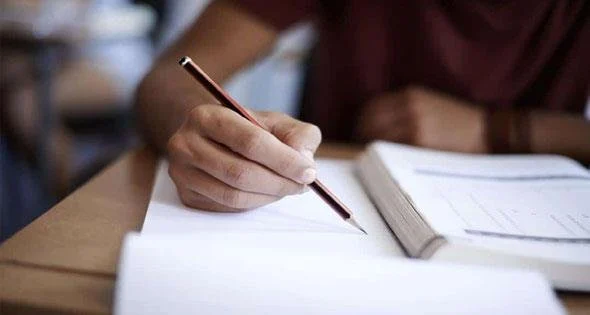 جدل واسع في ليبيا بعد امتحان الرياضيات للثانوية العامة.. شكاوى من صعوبة الأسئلة ومطالب بمراجعتها