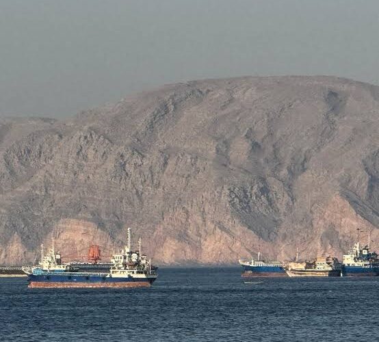 الولايات المتحدة تشن ضربات جديدة على مواقع إيرانية وتؤكد استهداف قدرات تهدد الملاحة في مضيق هرمز