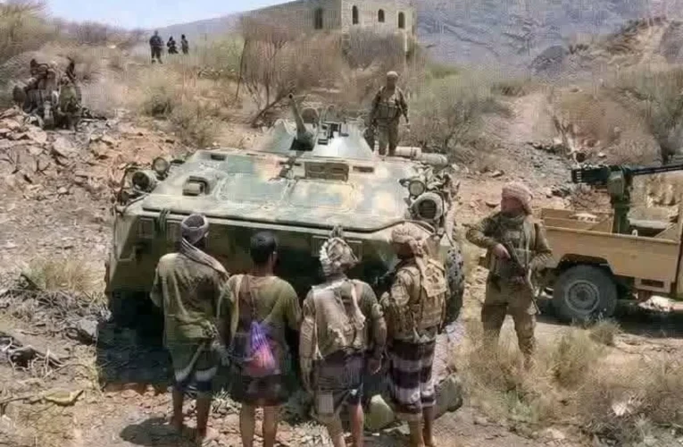 القوات اليمنية تكثّف عملياتها ضد الحوثيين على جبهات تعز ومأرب لليوم الـ18