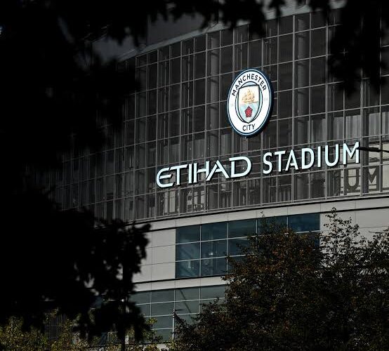 الاتحاد الإنجليزي يحذر من تداعيات قضية مانشستر سيتي على نزاهة المنافسة