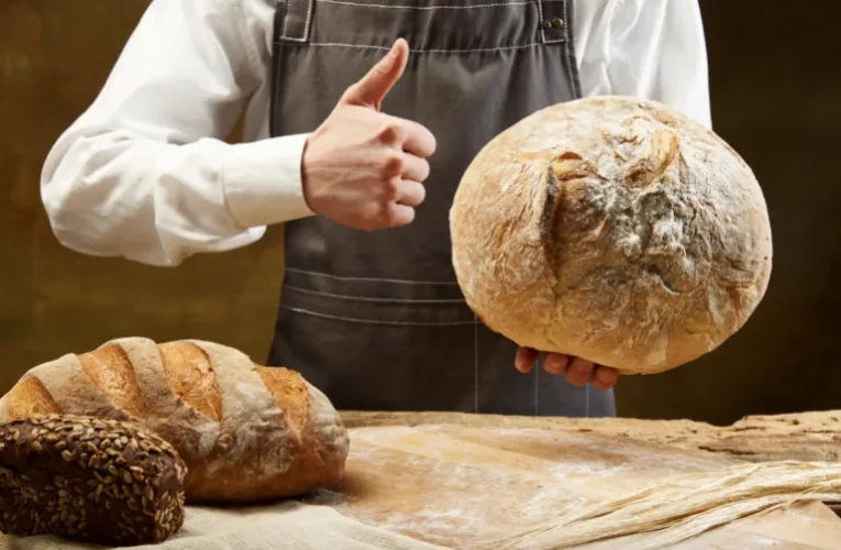 هل يجب الامتناع عن الخبز الأبيض والأرز؟ خبراء التغذية يوضحون الحقيقة