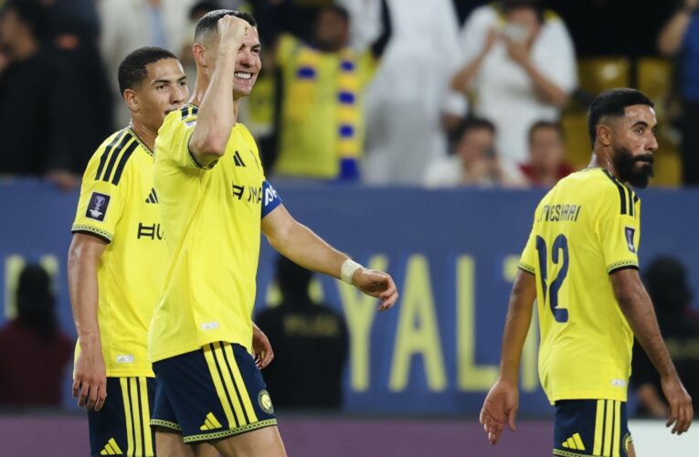 النصر يتجاوز نيفتشي بثلاثية.. ورونالدو يقترب من حاجز الألف هدف